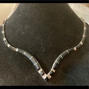 Vintage 950 silver & Onyx hinged rare necklace